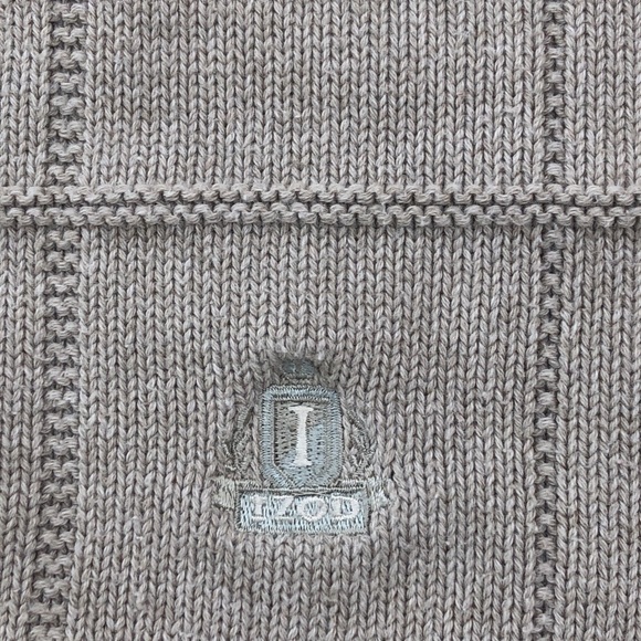 IZOD oversized crewneck - Picture 2 of 3
